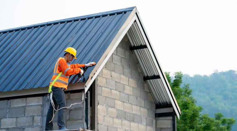Expert new roof installation services in Whitestown, IN